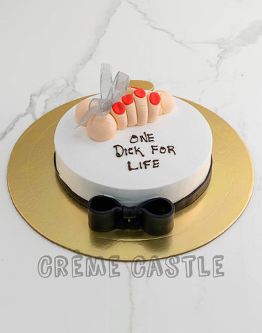 Louis Vuitton Fashion Cake – Creme Castle