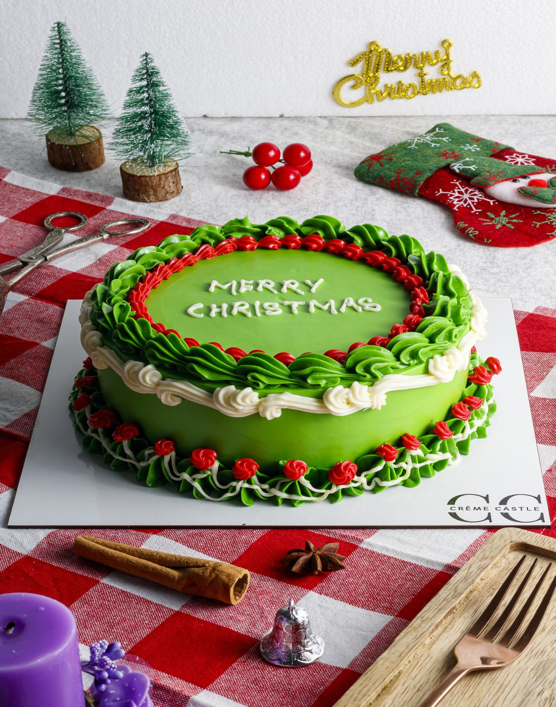 Buttercream Christmas Wreath Cake From Cake Mix