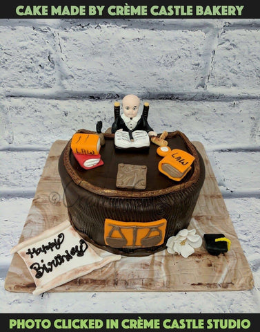 Judge Cake | Cake, Lawyer cake, Graduation cakes