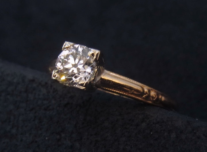 Solitaire Vintage Engagement Ring