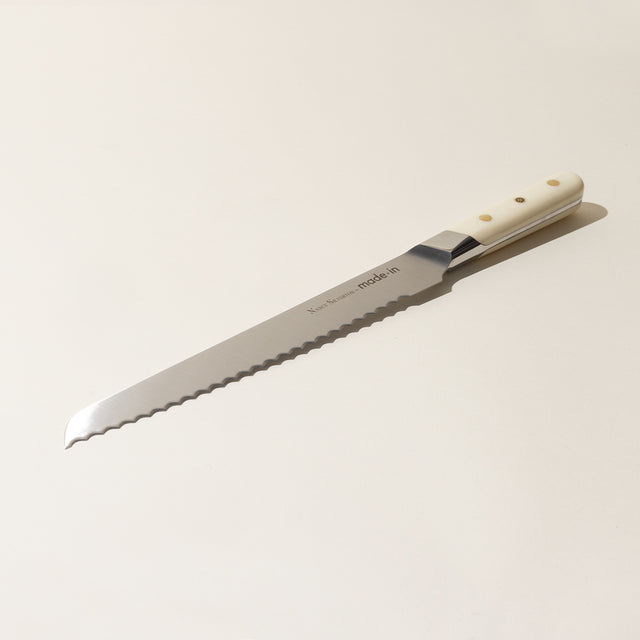 https://cdn.shopify.com/s/files/1/2131/5111/products/NancySilvertonBreadKnife-1764_1_1_640x640.jpg?v=1697202855