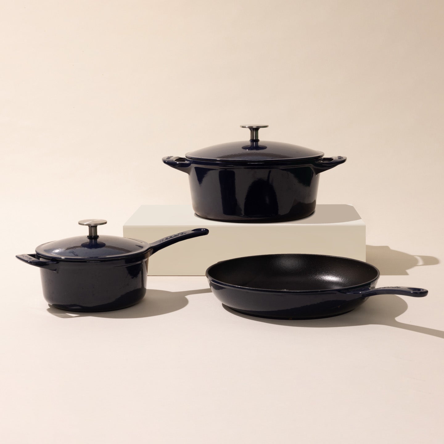 2-Piece Enameled Cast Iron Skillet Set