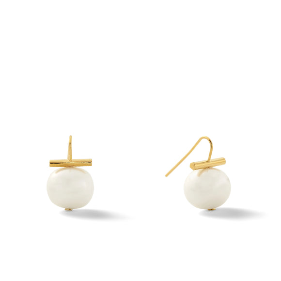 Pebble pearl earrings