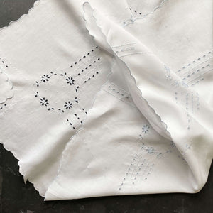 Vintage Embroidered Bridge Tablecloth with Broderie Eyelet Cutwork and ...