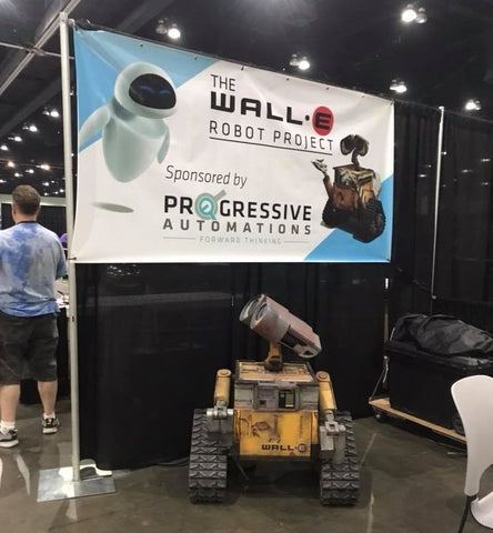 Photo of Wall-E Robot at LA Comic-Con