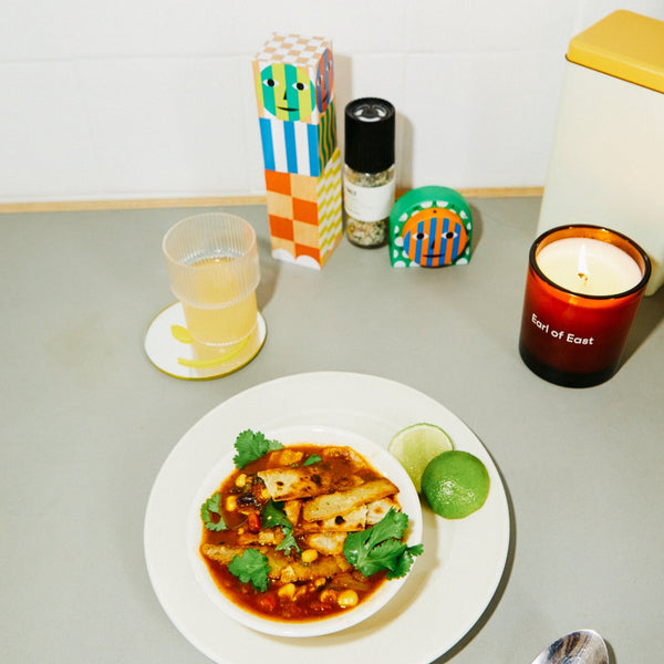 https://cdn.shopify.com/s/files/1/2136/3933/files/Earl-of-East_recipe_tortilla-soup_600x.jpg?v=1696421063