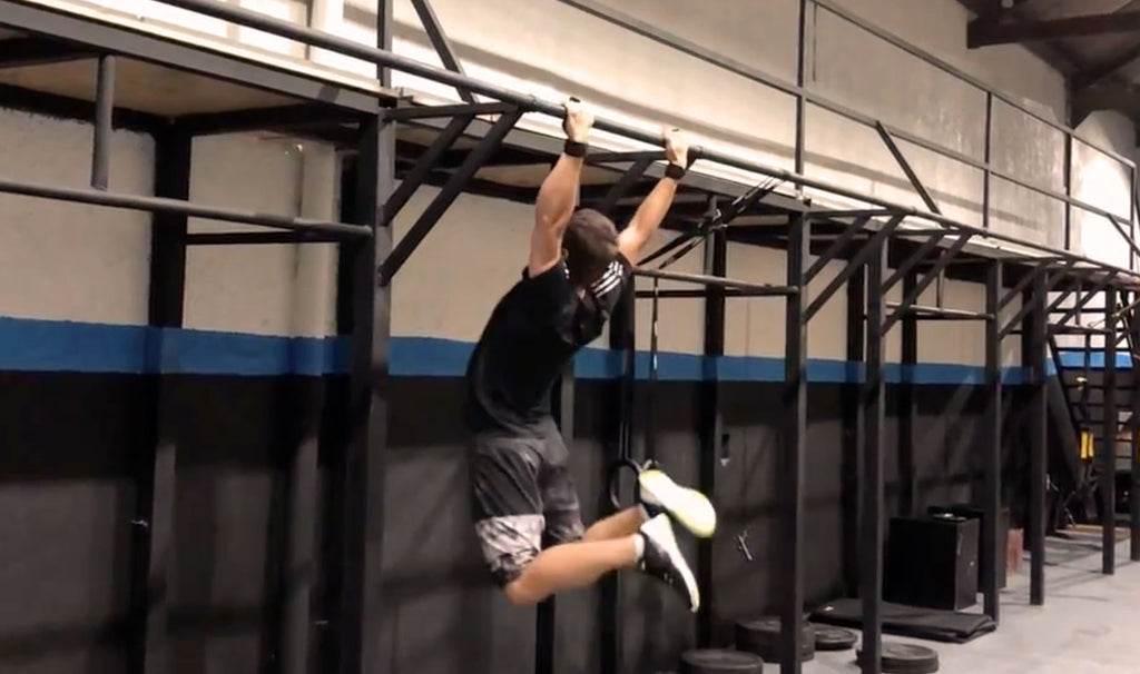 CrossFit ejercicios calleras pullups dominadas c2b