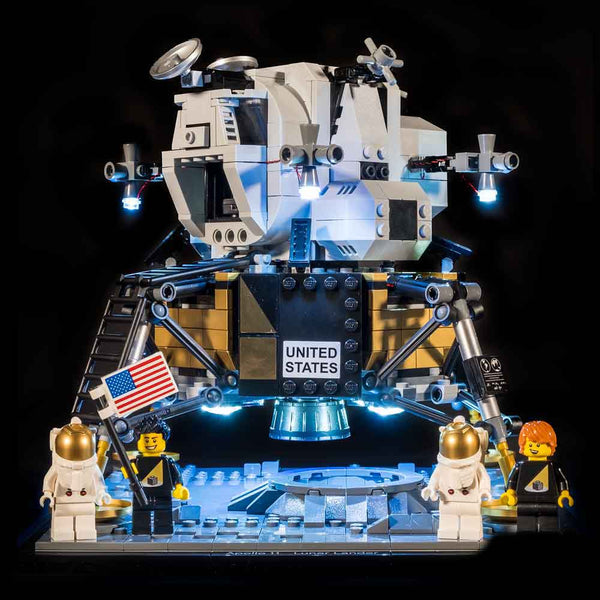 lego lunar lander scale
