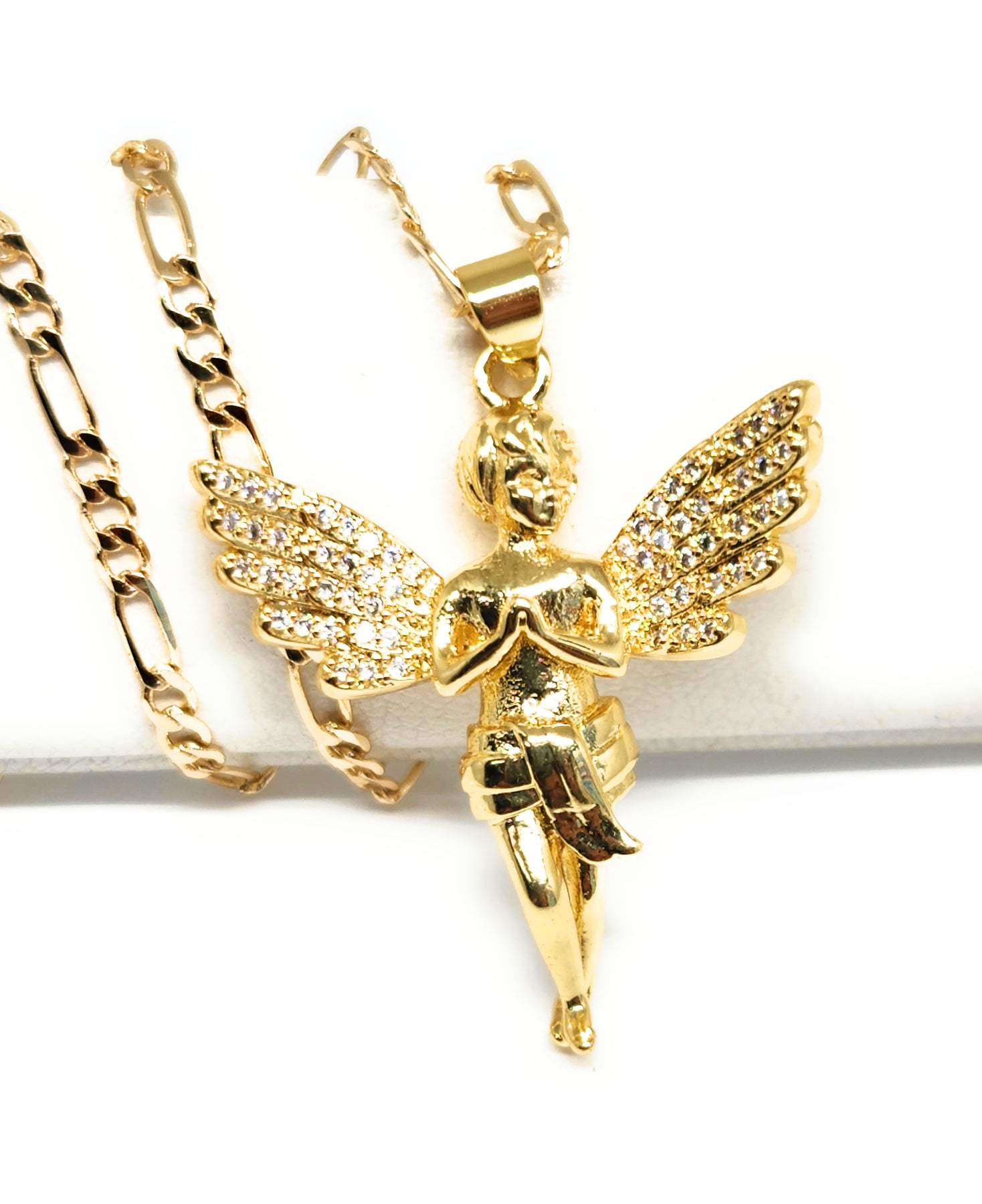 LOUISVUITTON Designer Jewelry Hip Hop Designer Necklace  Butterfly Iced Out Pendant Mens 14k Gold Chains Initial Letter P13 From  Huang1202668, $12.06