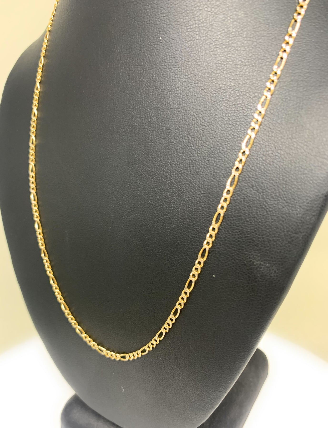 10k Solid Gold Figaro Chain 18-24 inches 2.5mm (Semi-Hollow Style ...