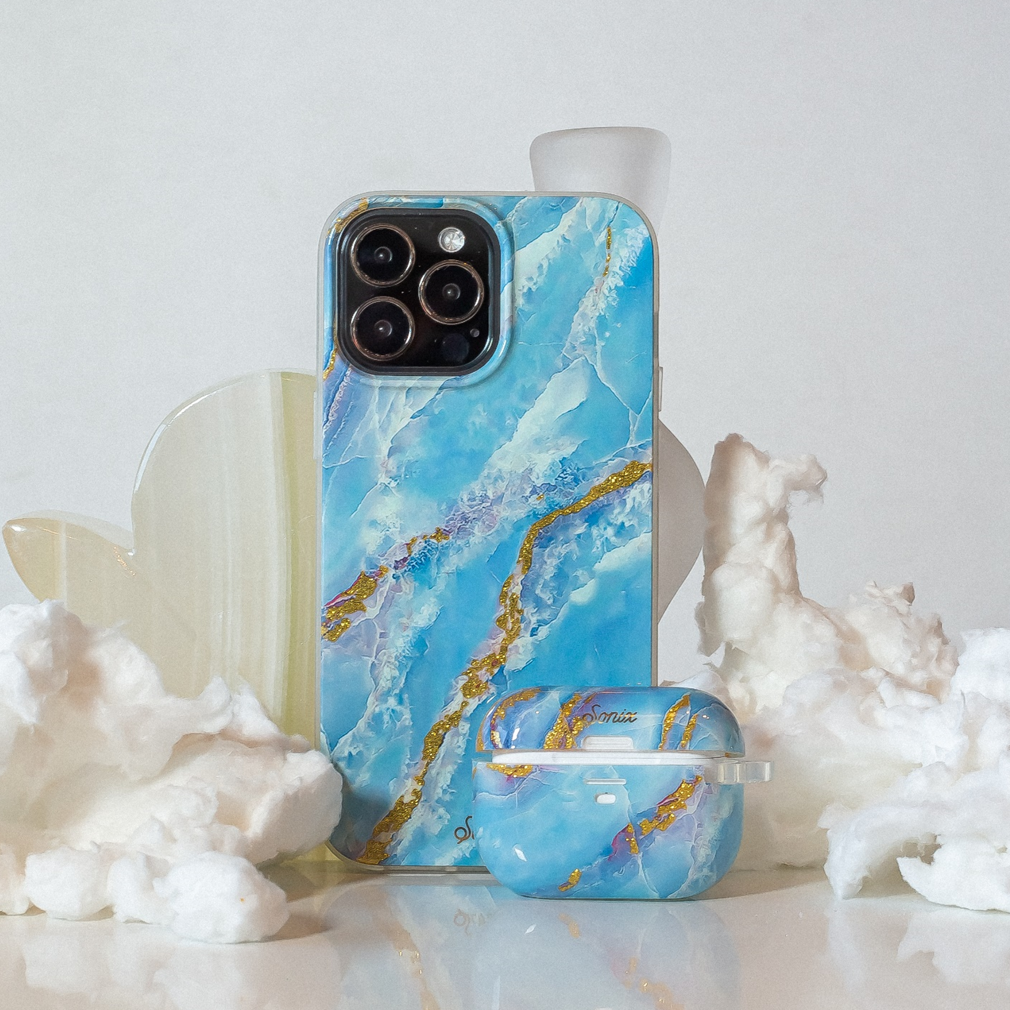 別倉庫からの配送】 WDS SEA Iridescent AirPods Case kids-nurie.com