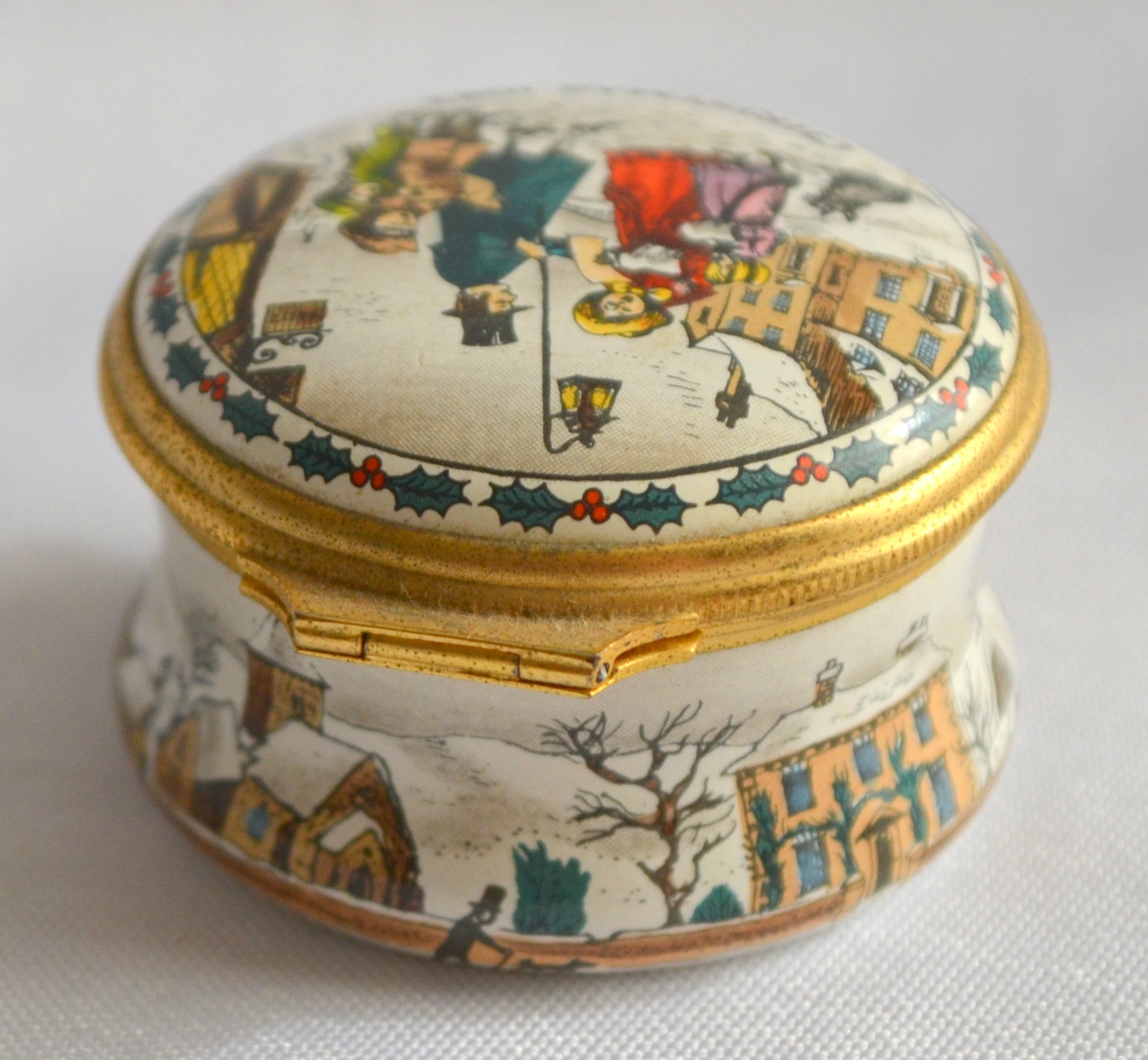 Vintage 1982 Halcyon Days Enamel Painted Trinket Box Christmas Keepsak ...