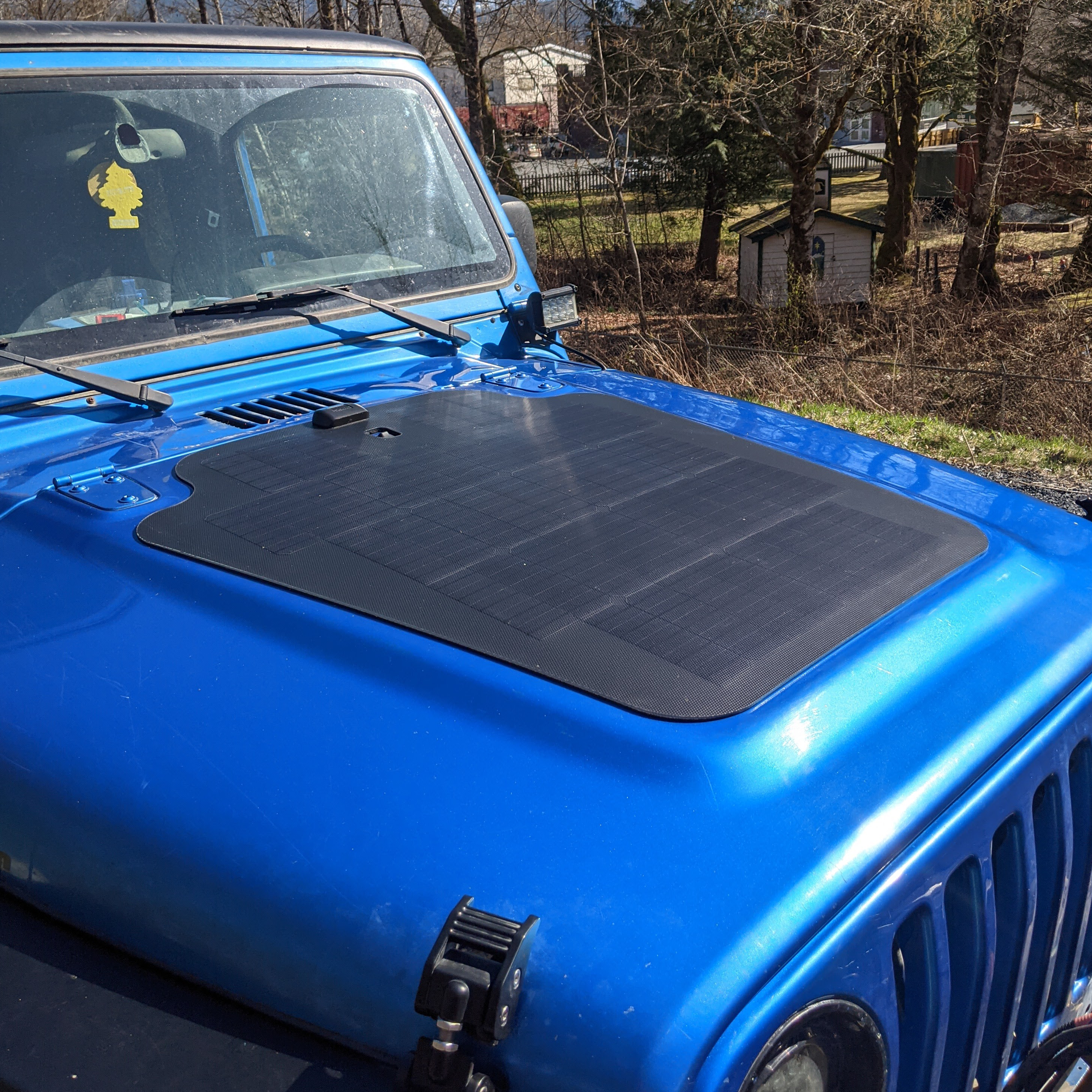 Jeep Wrangler TJ/LJ (2003-2006 ONLY) - 80 Watt Hood Solar Panel – PowerTrays