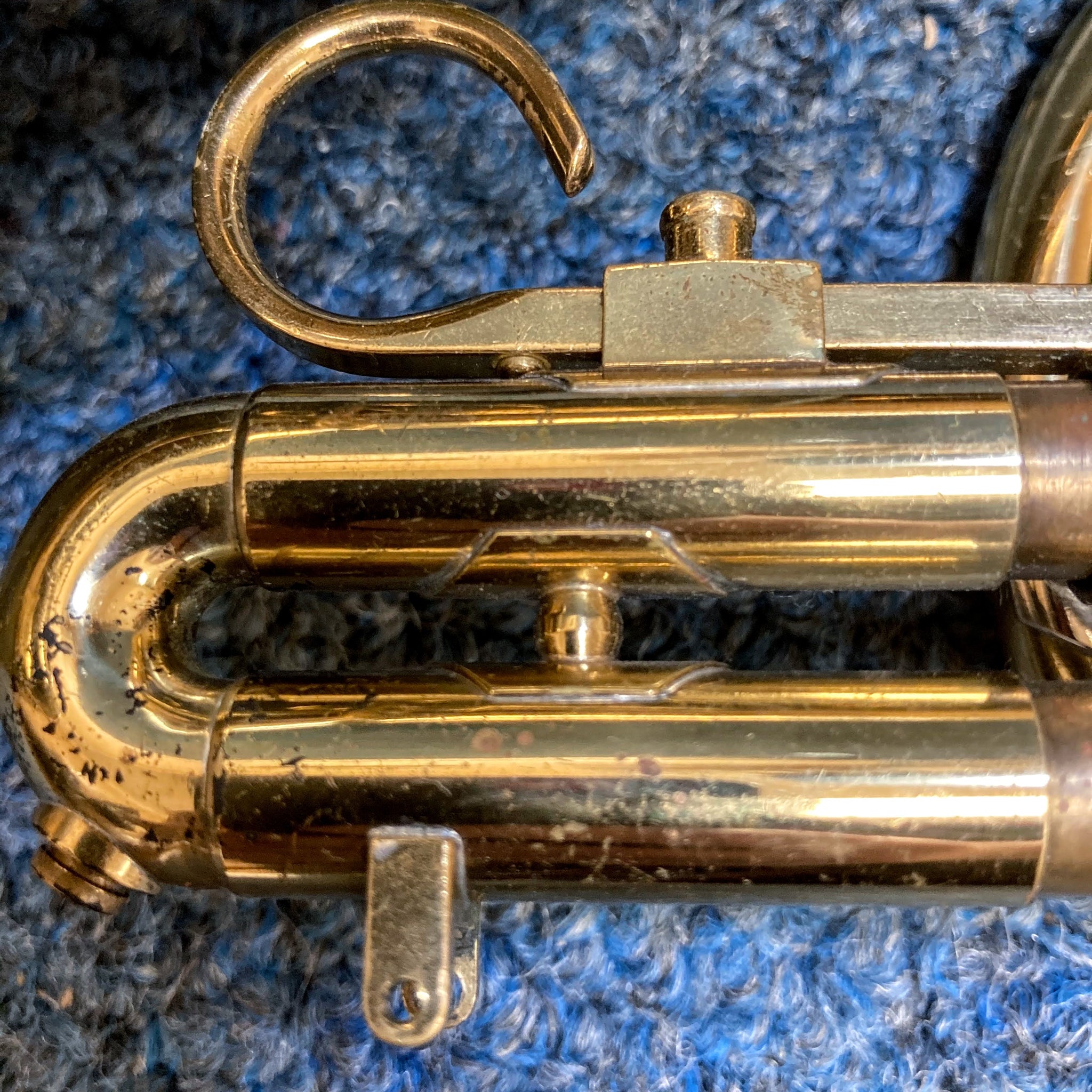 bottom valve caps olds ambassador cornet