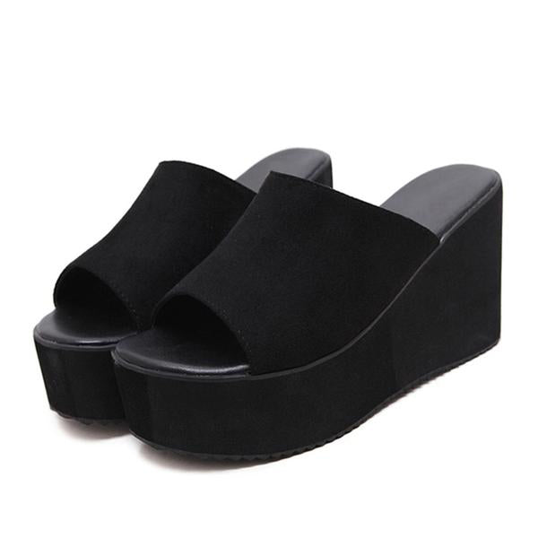 black platform 90s sandals