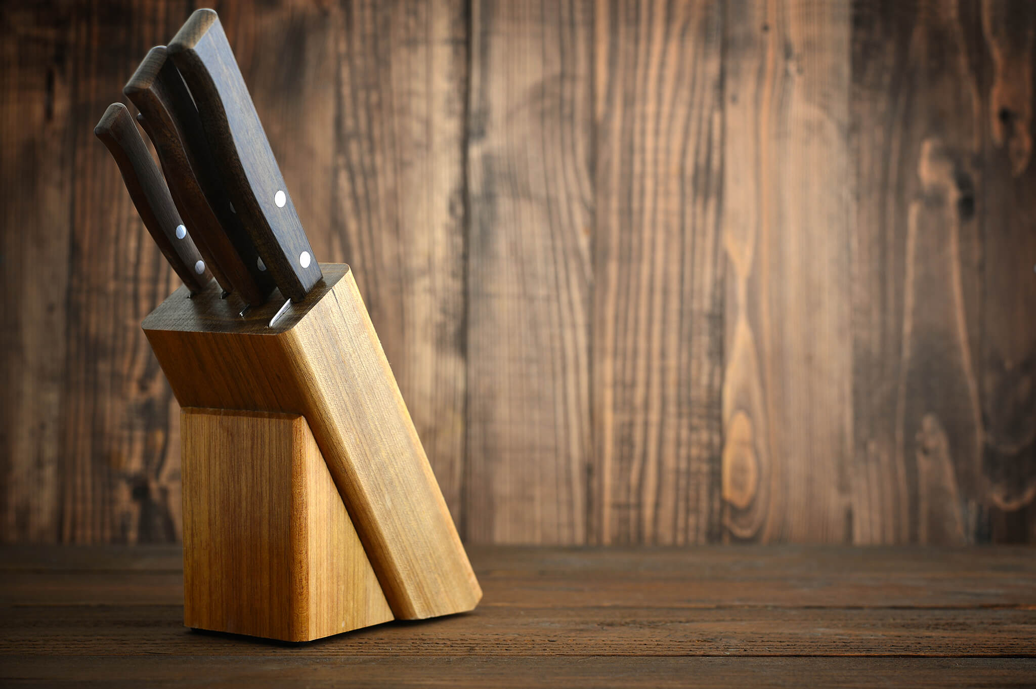 Slotless Wooden Knife Block