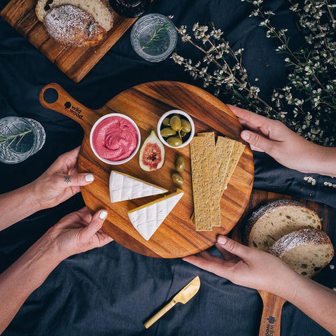 Curvo Cheese Set, Cheese Knife, and Fork, Acacia Wood