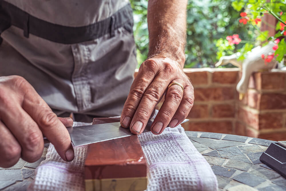 How to Sharpen a Knife With a Whetstone