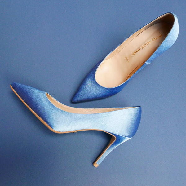 Cinderella Of Boston Vs Pretty Small Shoes - Comparison Review