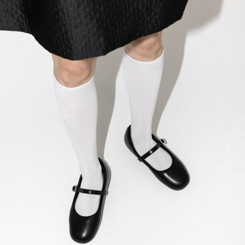 minimalist round toe ballet flat with mary jane strap