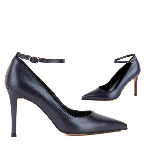 navy small heeled shoes