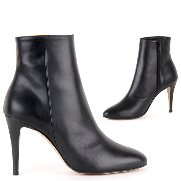 black heeled boots uk