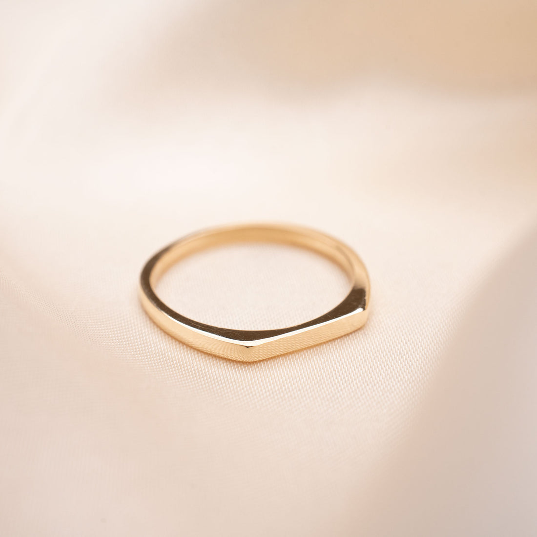 14k Gold Thin Signet Ring – RG