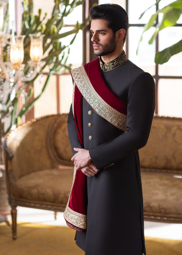 groom black sherwani