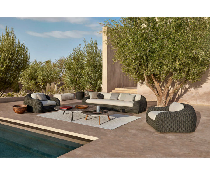 8 Amazing High-End Outdoor Furniture Brands