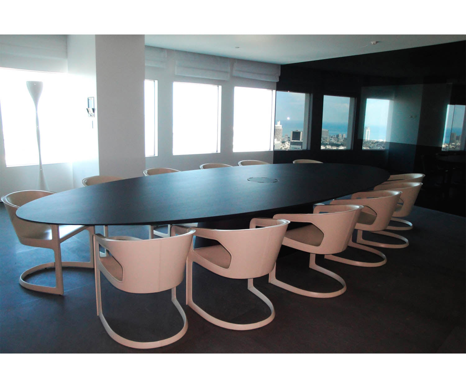 Ufo Dining Tables | Emmemobili | Casa Design Group