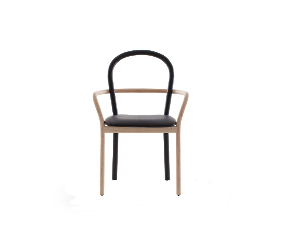 Gentle Chair | Porro | Casa Design Group