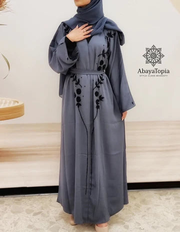 Afspraak omhelzing zin Abayas, Hijabs & Dresses Available Online from AbayaTopia