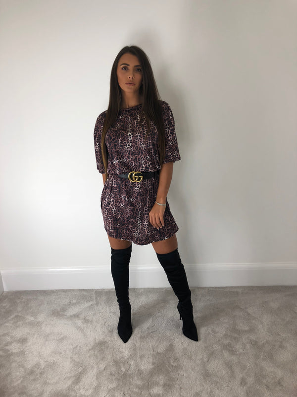 t shirt dress with over the knee boots