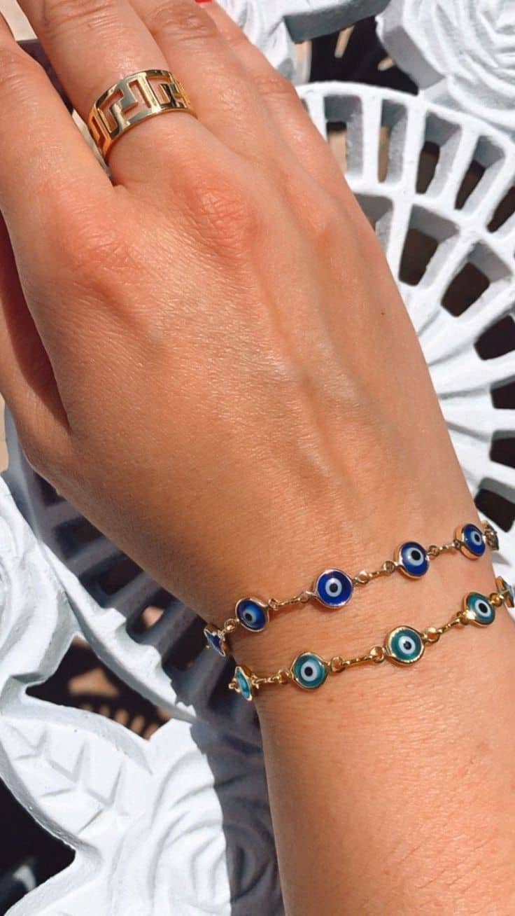 evil eye bracelet in gold