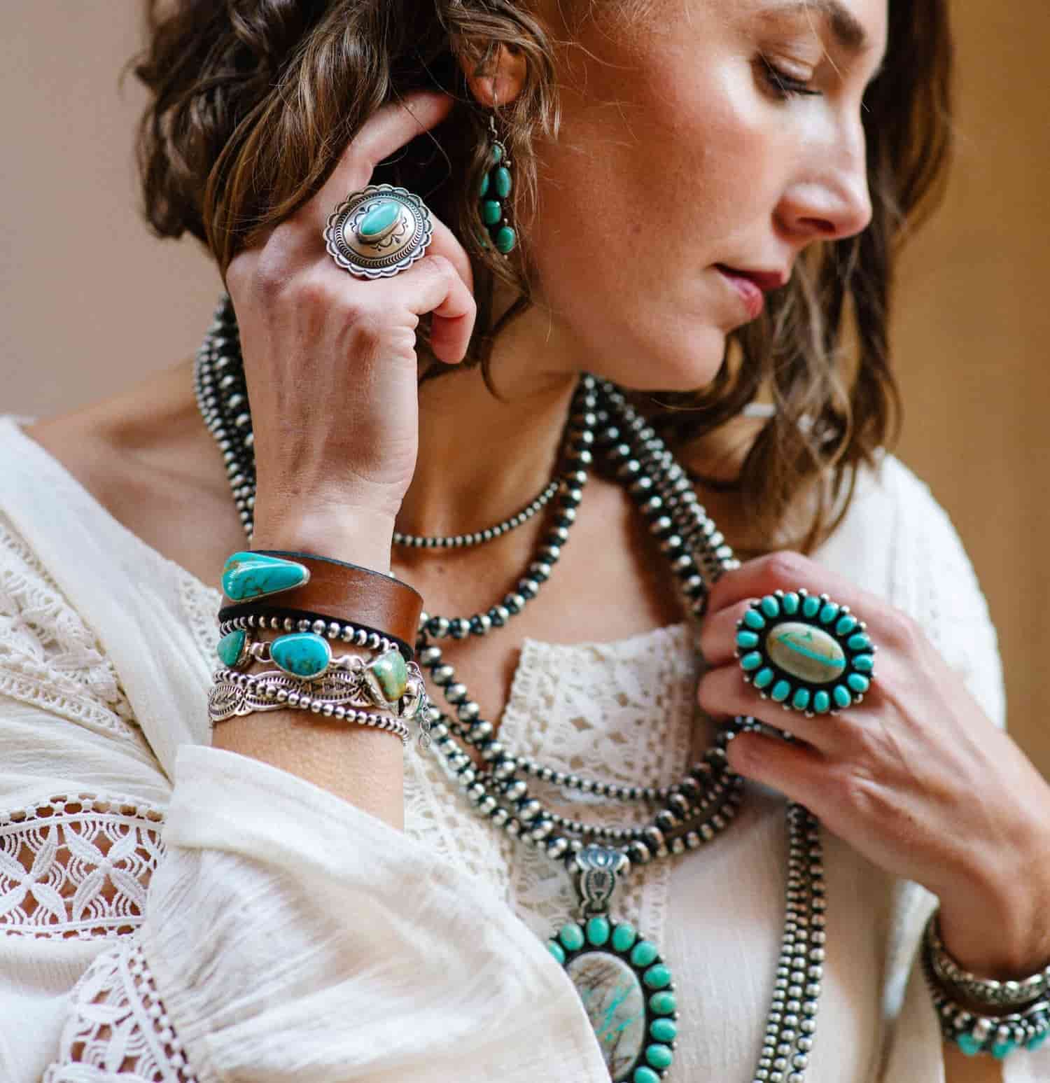Turquoise Stone & Crystal Jewelry - Meaning, Benefits, Properties