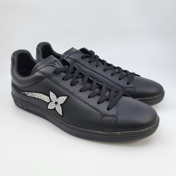 Shop Louis Vuitton MONOGRAM 2022 SS Rivoli sneaker (1A8EB5) by