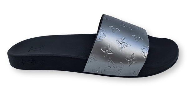 Louis Vuitton Waterfront slides in graphite monogram Grey Cloth