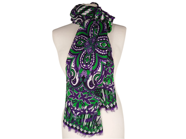 Louis Vuitton Silk Monogram Giant Jungle Bandeau Scarf (SHF-22135) – LuxeDH