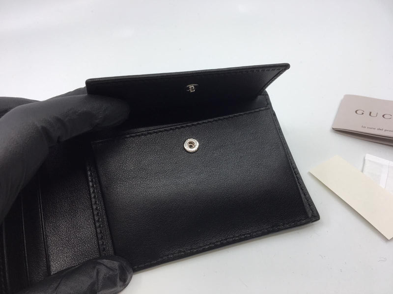 Gucci Men's Black Leather MicroGuccissima Bi-Fold Wallet – Luxuria & Co.