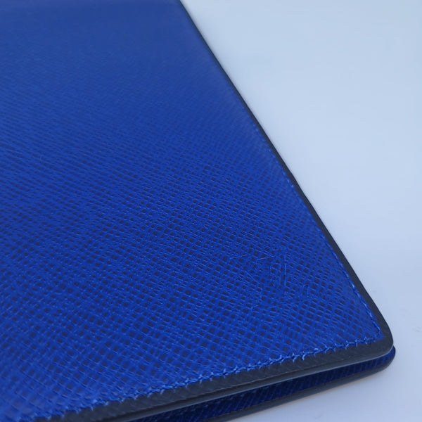 Louis Vuitton Multiple Wallet Cobalt M30299  Louis vuitton mens wallet, Louis  vuitton, Luxury wallet