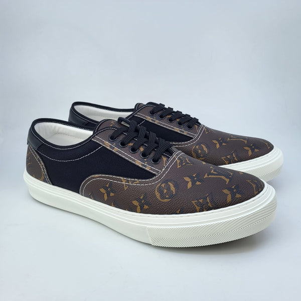 Louis Vuitton Men's Balck & Gold Leather Zig Zag Sneaker – Luxuria