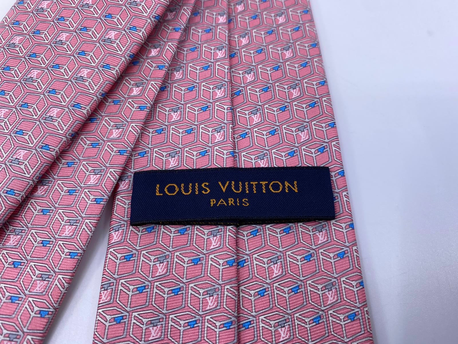 Louis Vuitton Men's Pink 100% Silk LV Trunk Tie – Luxuria & Co.