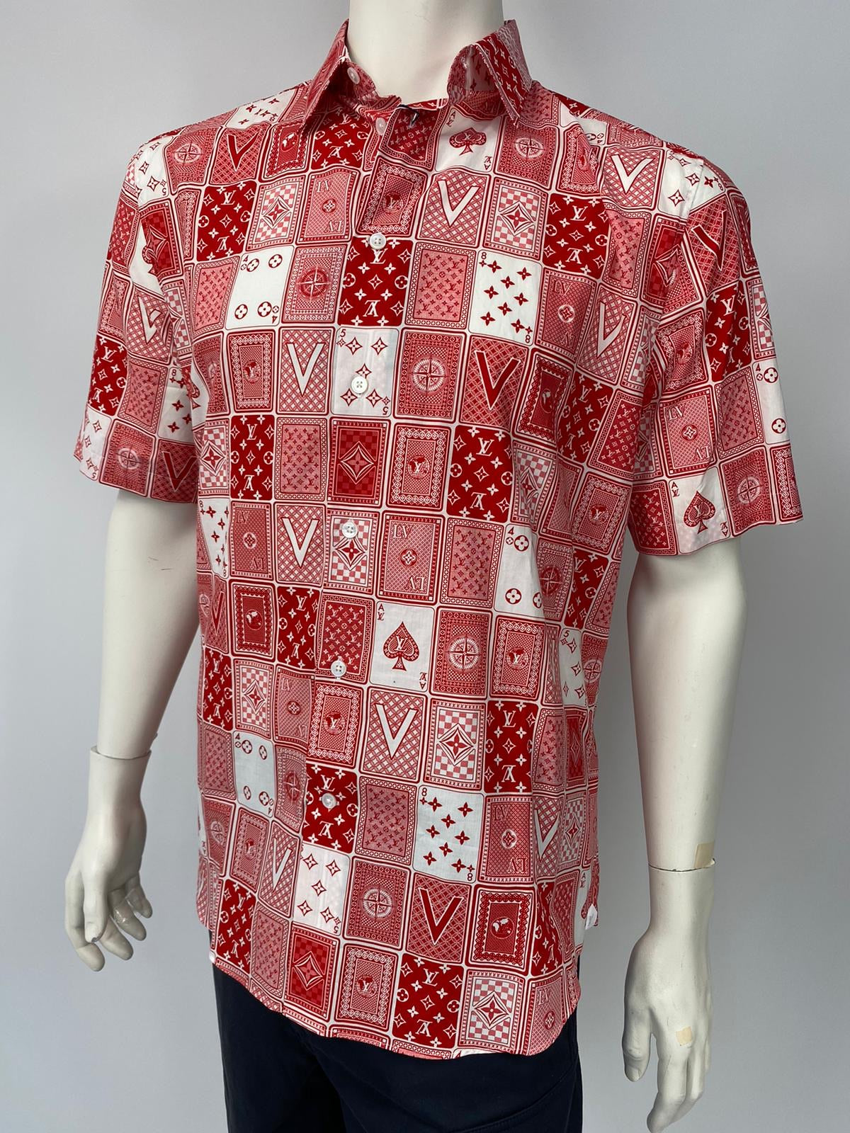 Louis Vuitton Men's Red and White Cotton Regular Fit Short Sleeve Card ...