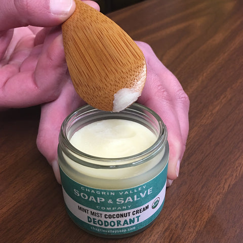 How To Apply a Natural Cream Deodorant