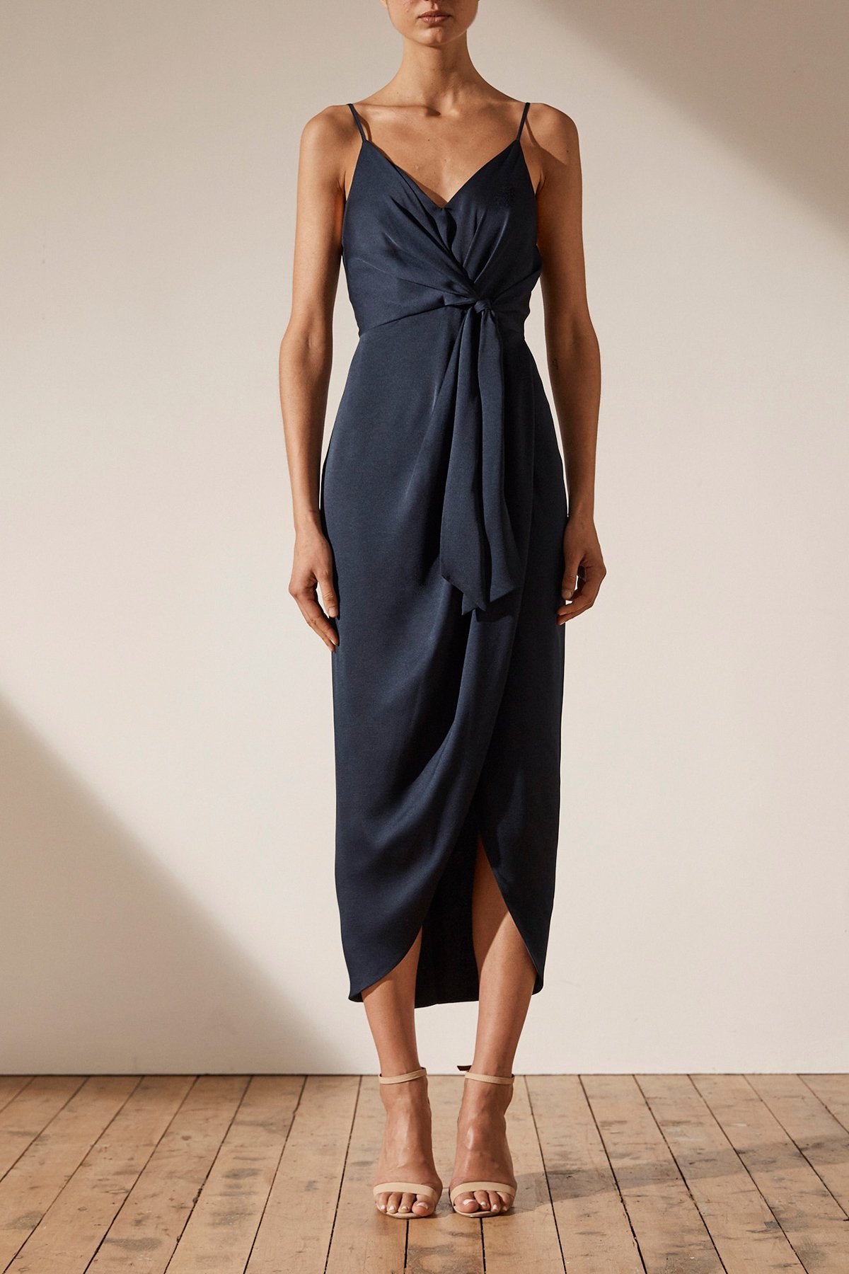 shona joy oro tie front cocktail dress