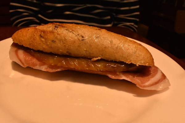 Totte | サン・セバスチャンでゆったり朝食におすすめ！ピンチョスバル『Bideluze』