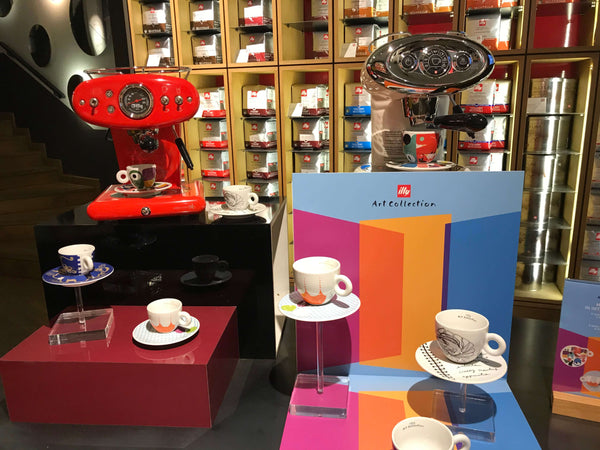 Totte | 世界中で愛されるイタリアのコーヒーブランドのilly（イリー）の直営店へ！