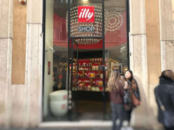 Totte | 世界中で愛されるイタリアのコーヒーブランドのilly（イリー）の直営店へ！