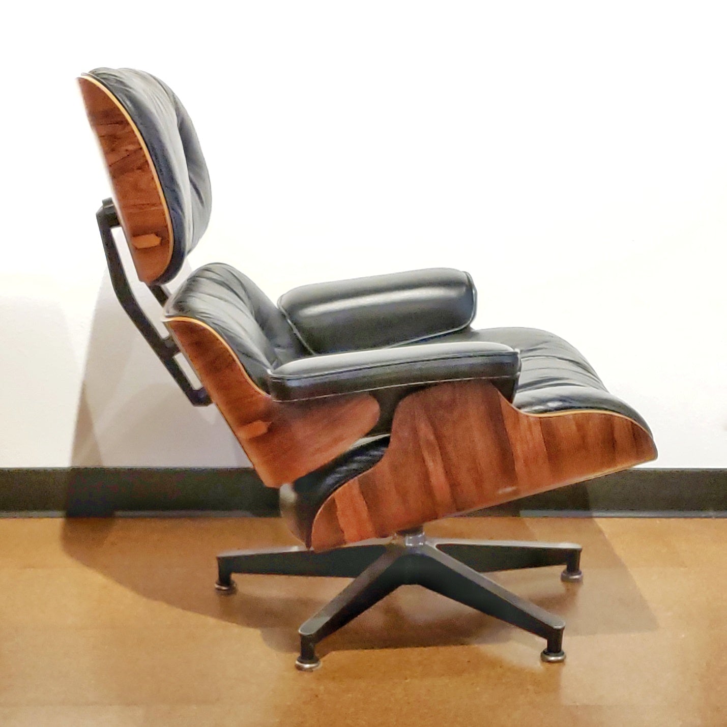 Charles Ray Eames Lounge Chair 670 With Ottoman 671 For Herman