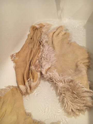 Sheepskin Lambskin lamb throw hide pelt washing